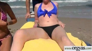 Seduced With Lots Of Cash To Bang On Cam A Kinky Girl &lpar;Esmi Lee&Halle Von &rpar; mov-10